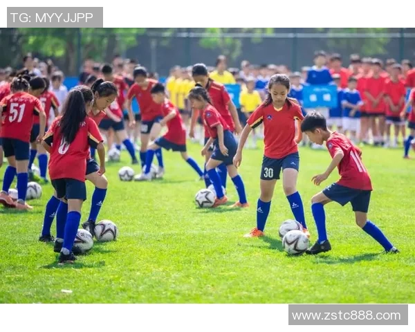 足球星菲闪耀绿茵逐梦赛场展现非凡实力点燃无限激情